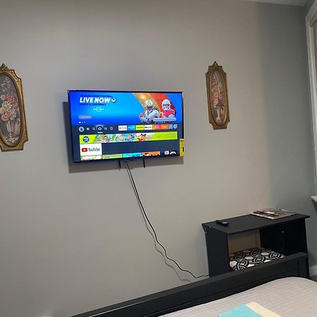 Cozy Getaway Room نيوآرك المظهر الخارجي الصورة