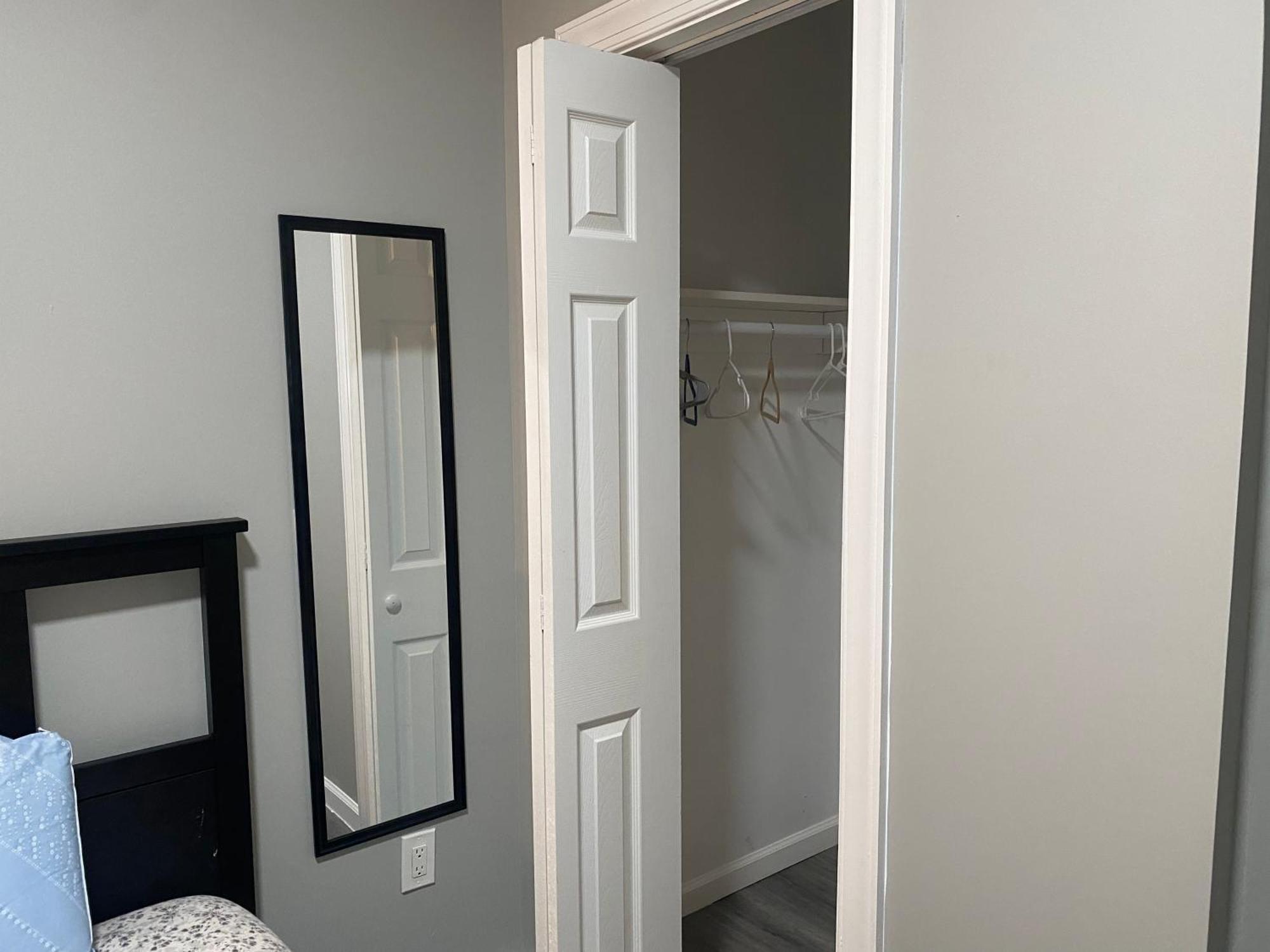 Cozy Getaway Room نيوآرك المظهر الخارجي الصورة